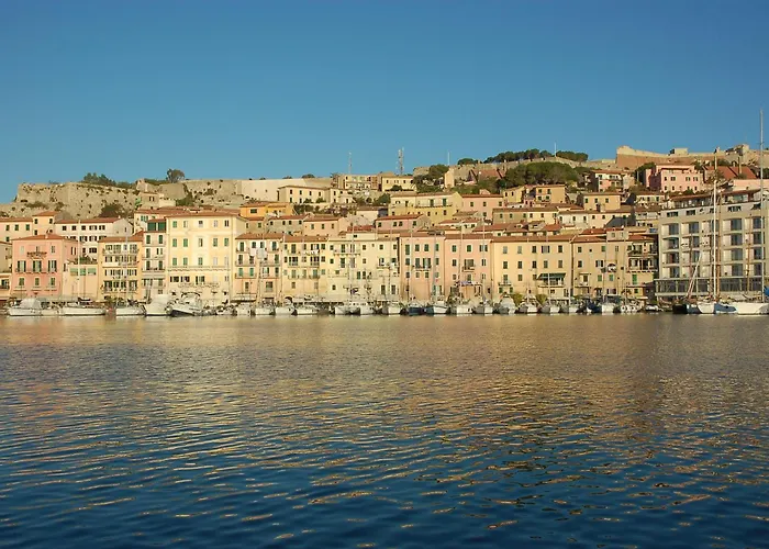 Azzurro Mare * بورتوفيرّايو